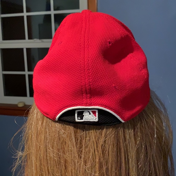 Cincinnati Reds Authentic Collection cap. - Picture 3 of 6